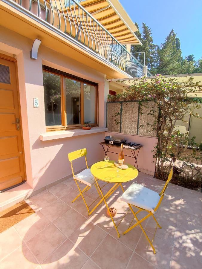 Charmant Studio Lavandou - 500M Plage Le Lavandou Ngoại thất bức ảnh